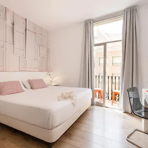 ** Pensjonat Chic & Basic Tallers Hiszpania